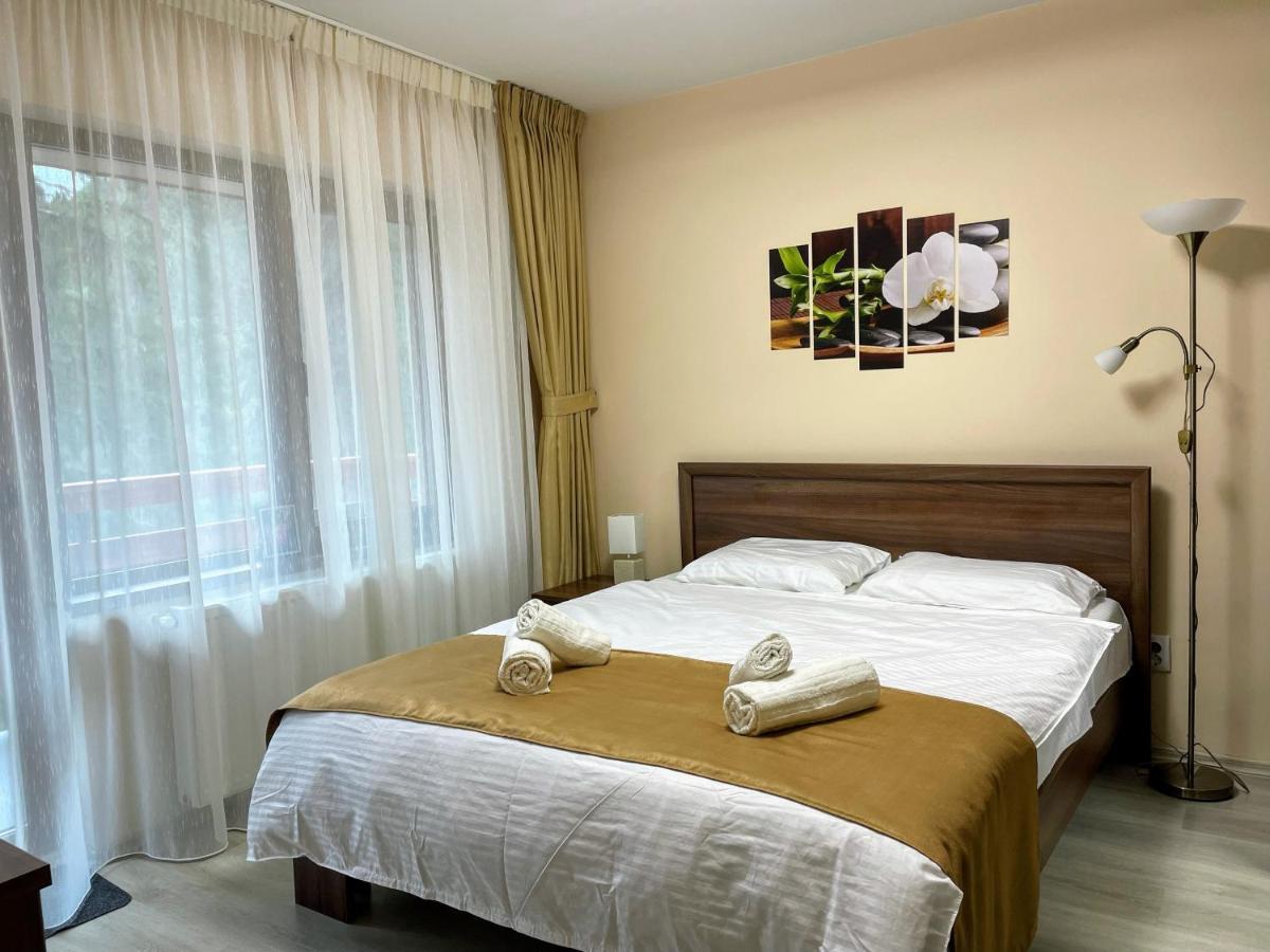 Apartament Lexannona Buşteni Exterior foto